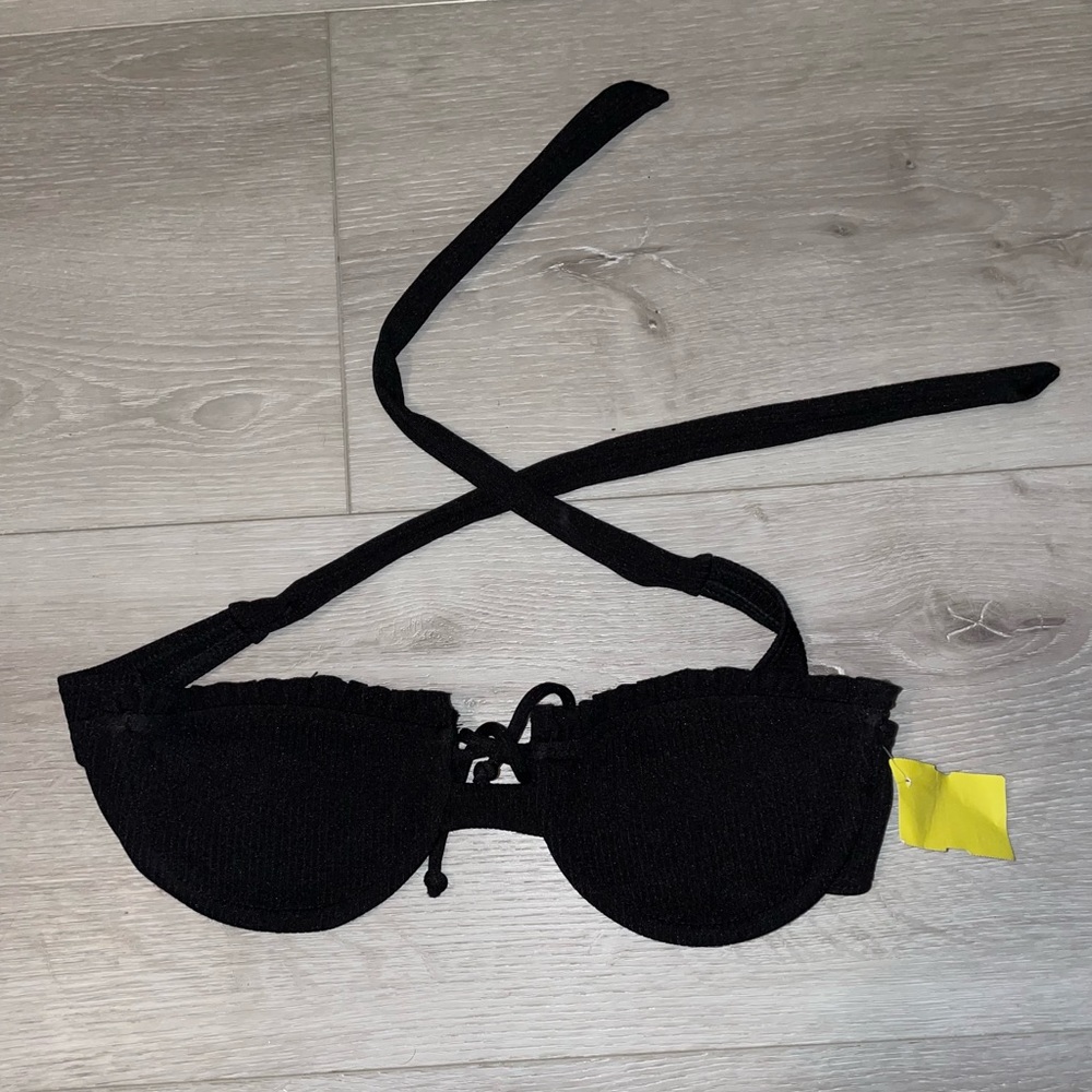 Strapless bathing suit top